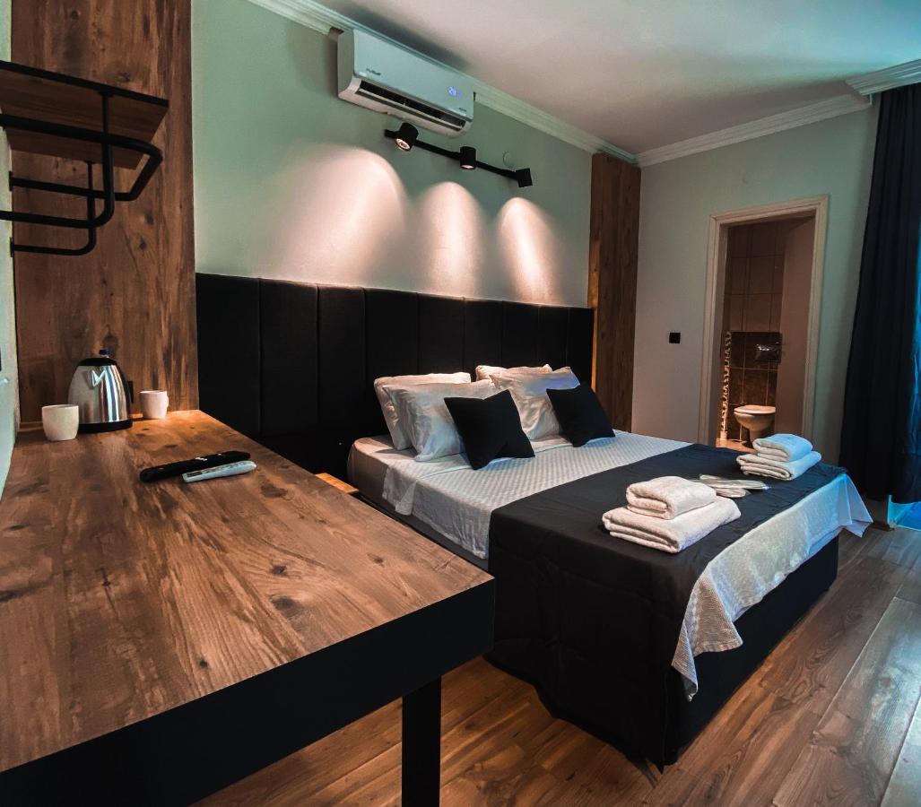 Tepe Hotel&Business Suite Antalia Esterno foto