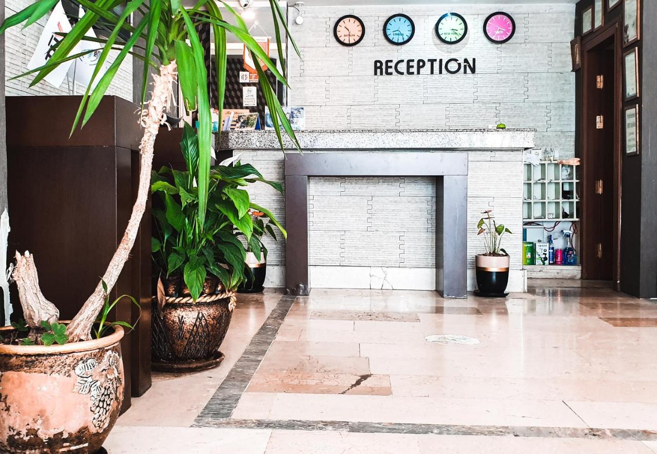 Tepe Hotel&Business Suite Antalia Esterno foto