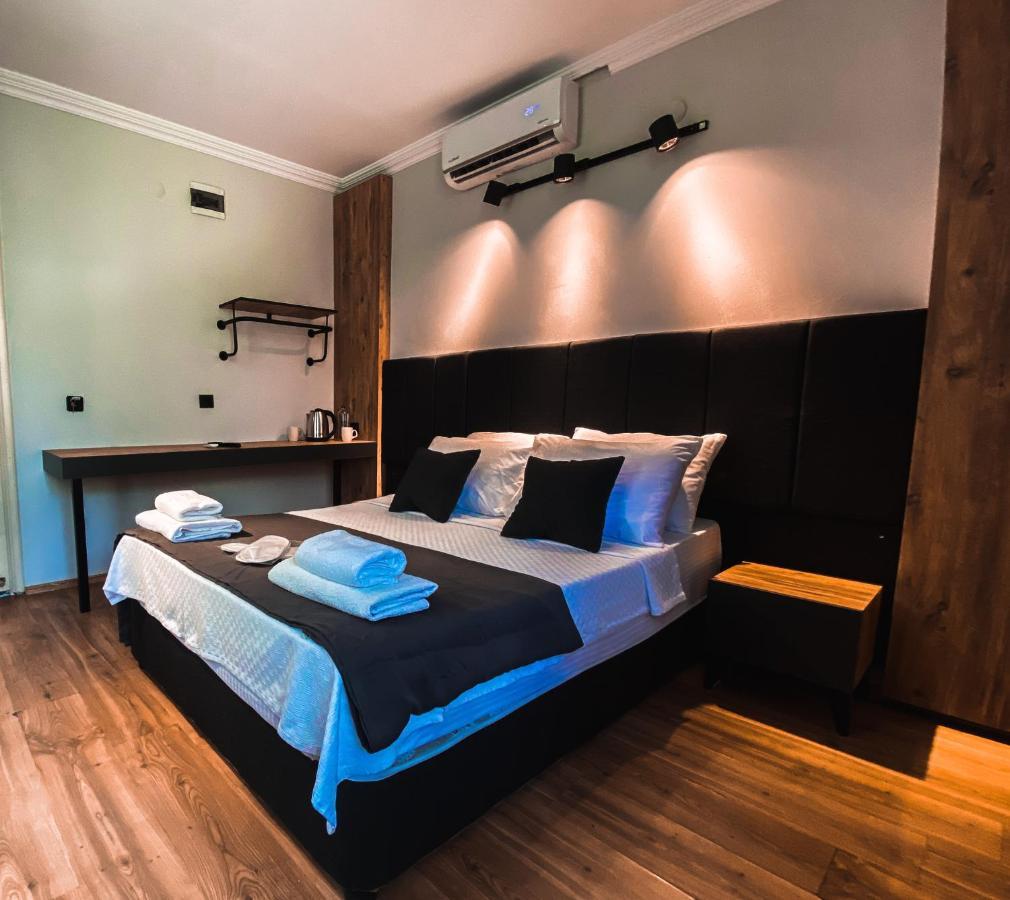 Tepe Hotel&Business Suite Antalia Esterno foto